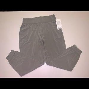 NWT Lululemon Sun Setter Jogger Iron Gray